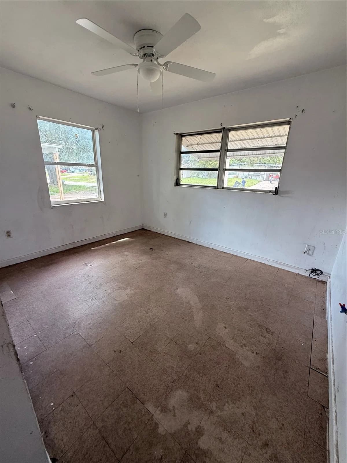 2113 HASTINGS Street 5
