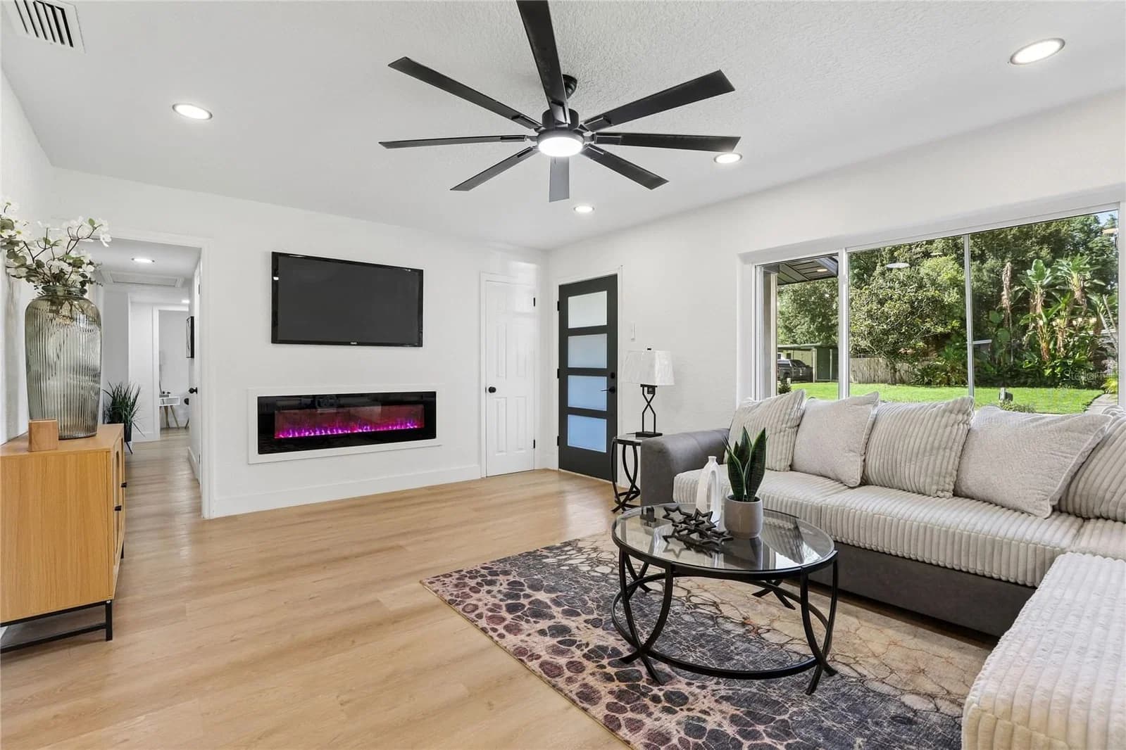 1718 CAMPBELL Avenue, Orlando, FL 32806 3