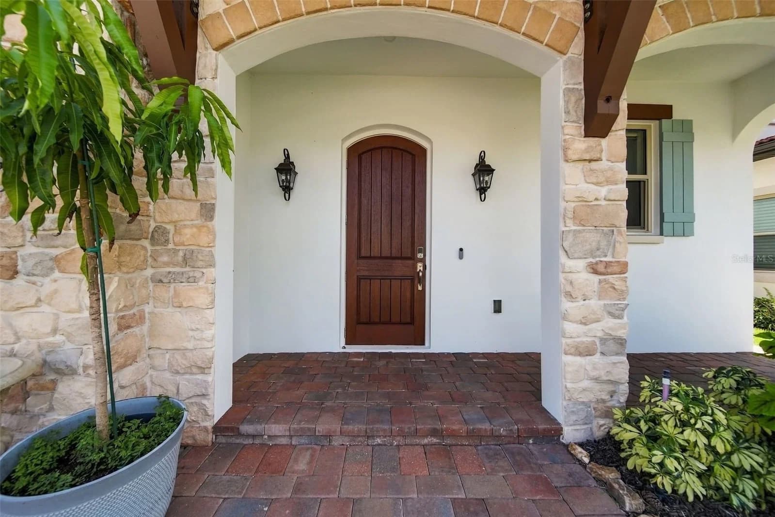 10397 ROYAL CYPRESS Way 4
