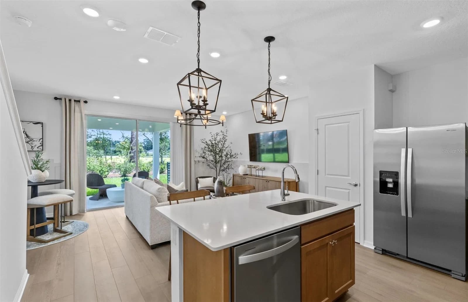 3495 SOMERSET LAKES STREET 5