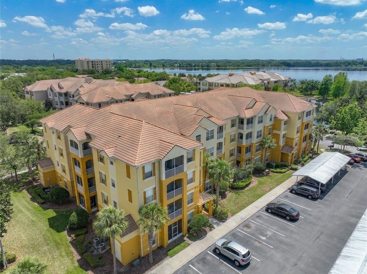 3338 ROBERT TRENT JONES Drive #40304, Orlando, FL 32835