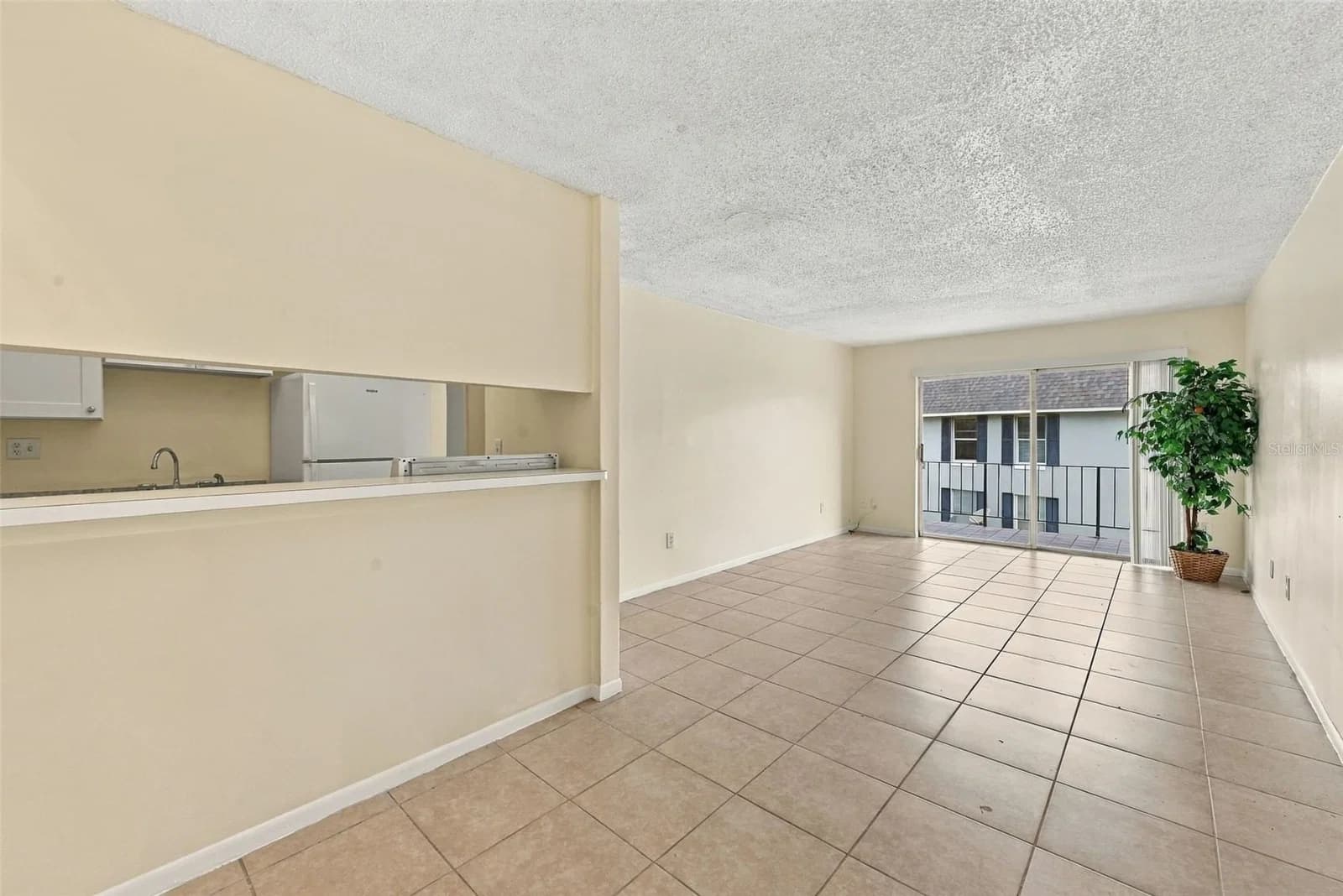 905 OAK RIDGE Road #D 5