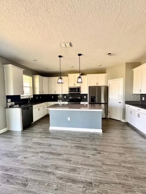 11815 CAMPFIRE STORY LN 4
