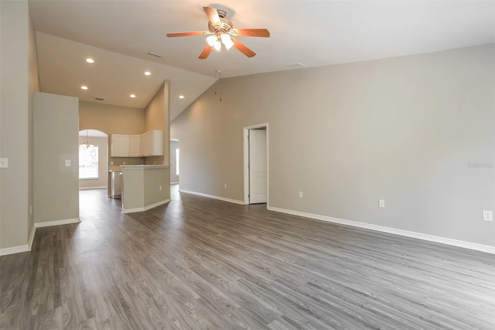 1438 ORLANDO Court 3