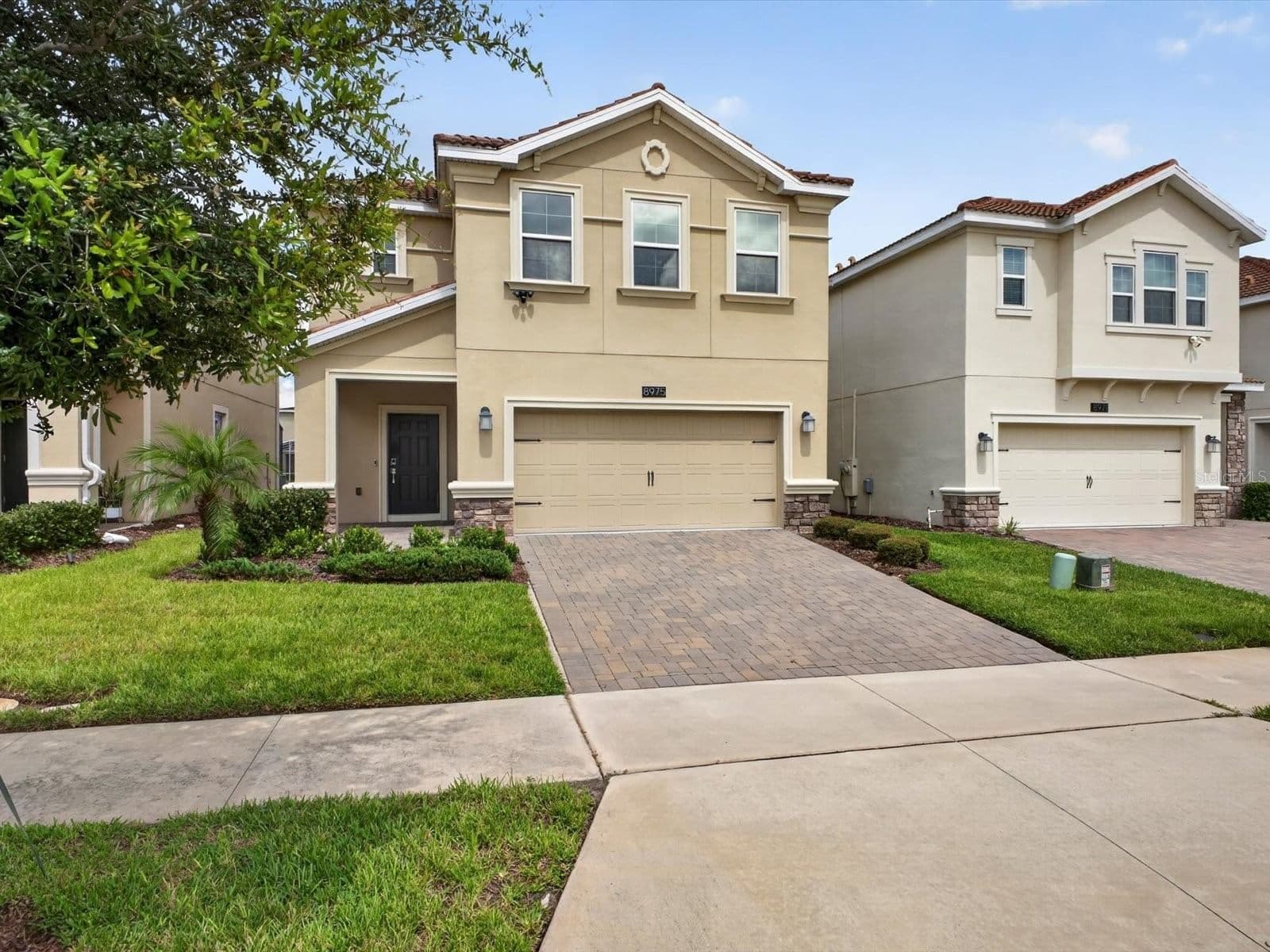 8975 FLUFFY LIE Court, Davenport, FL 33896 2