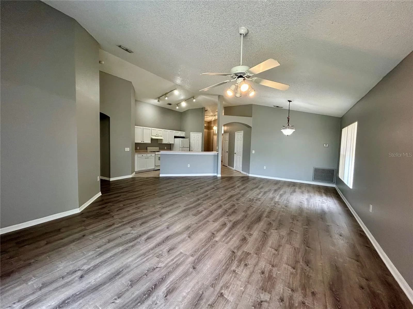 138 SIR PHILLIPS Drive, Davenport, FL 33837 3