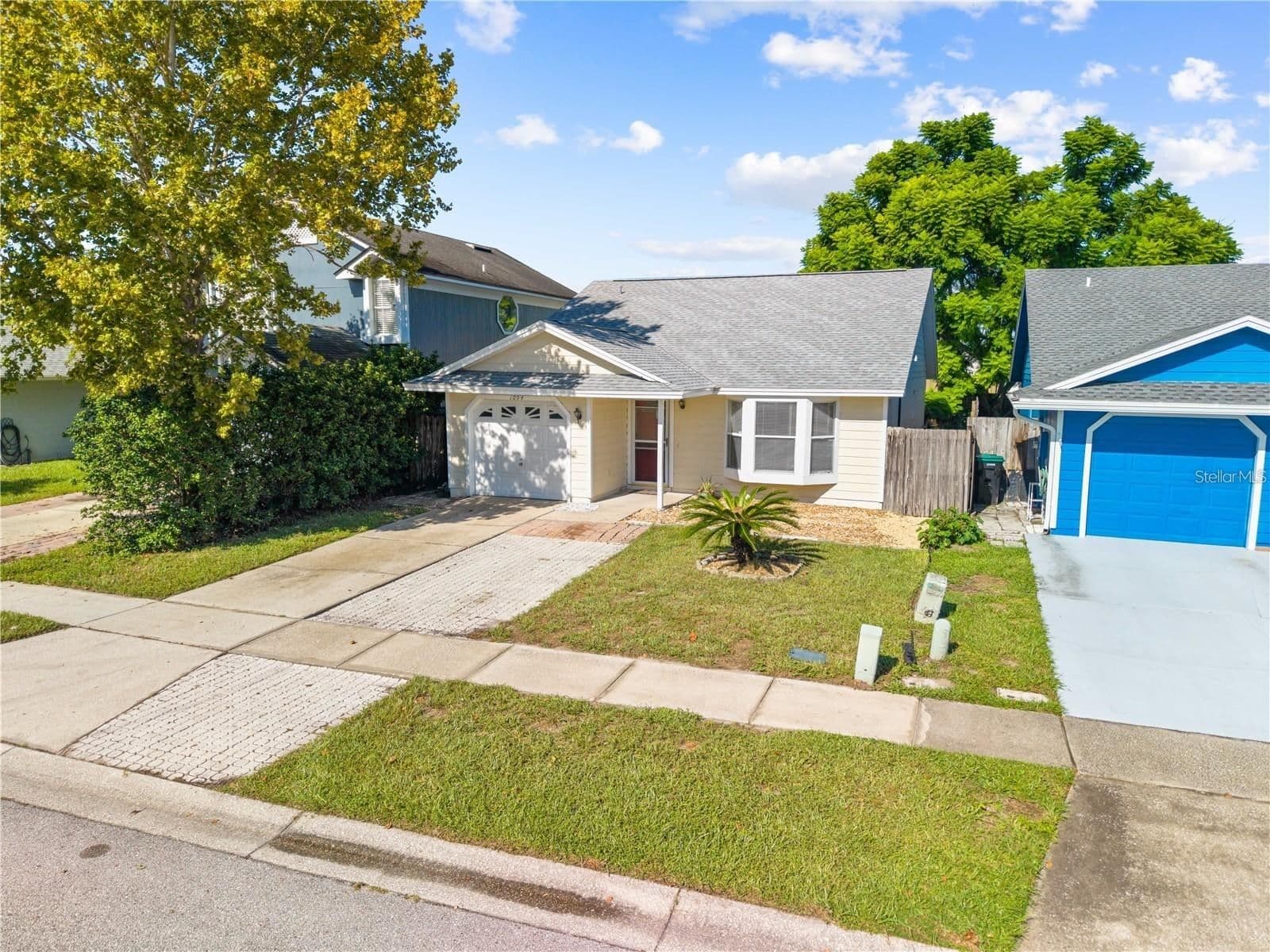 1094 MARTIN Boulevard 4