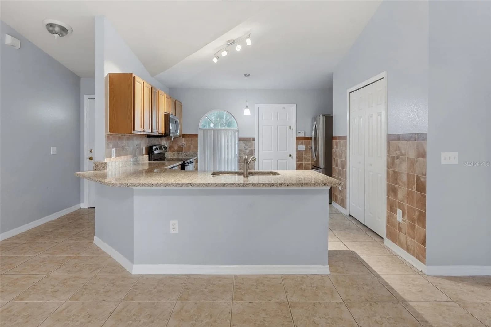 663 JAGUAR Court 5