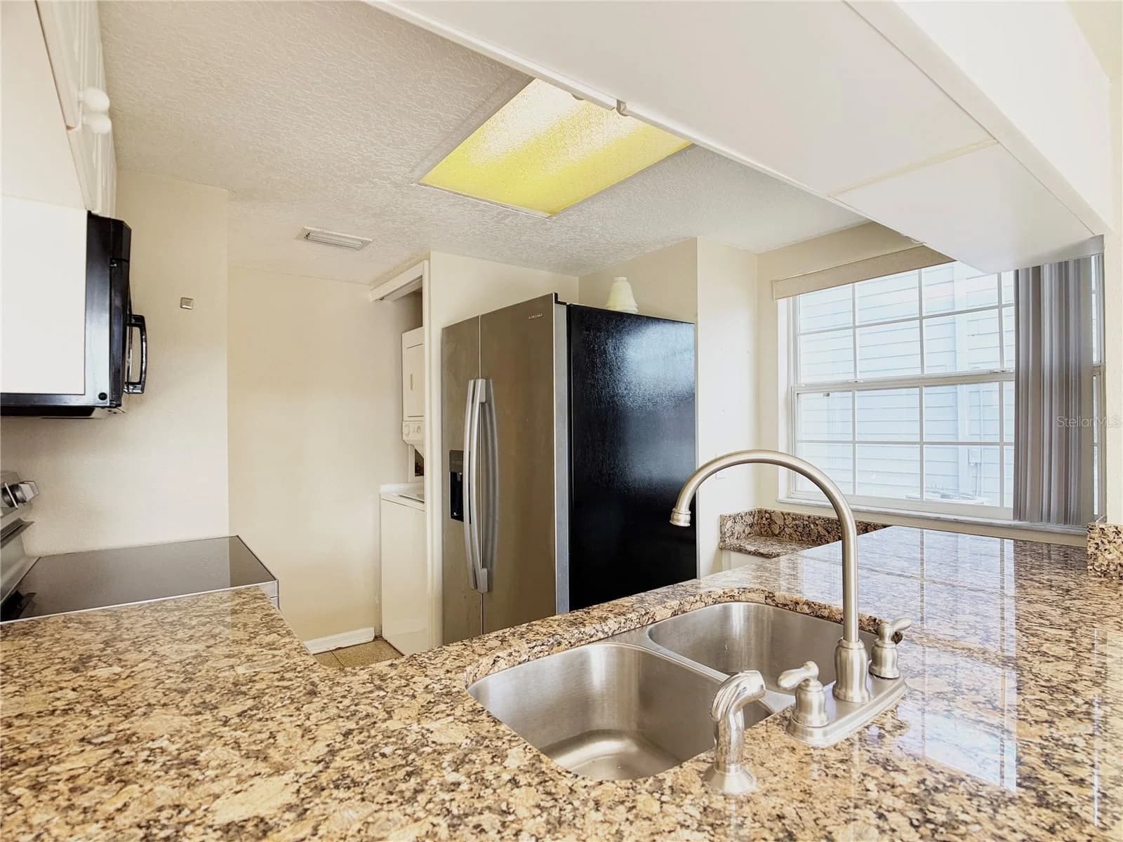 133 MANGO Drive #Unit B 4