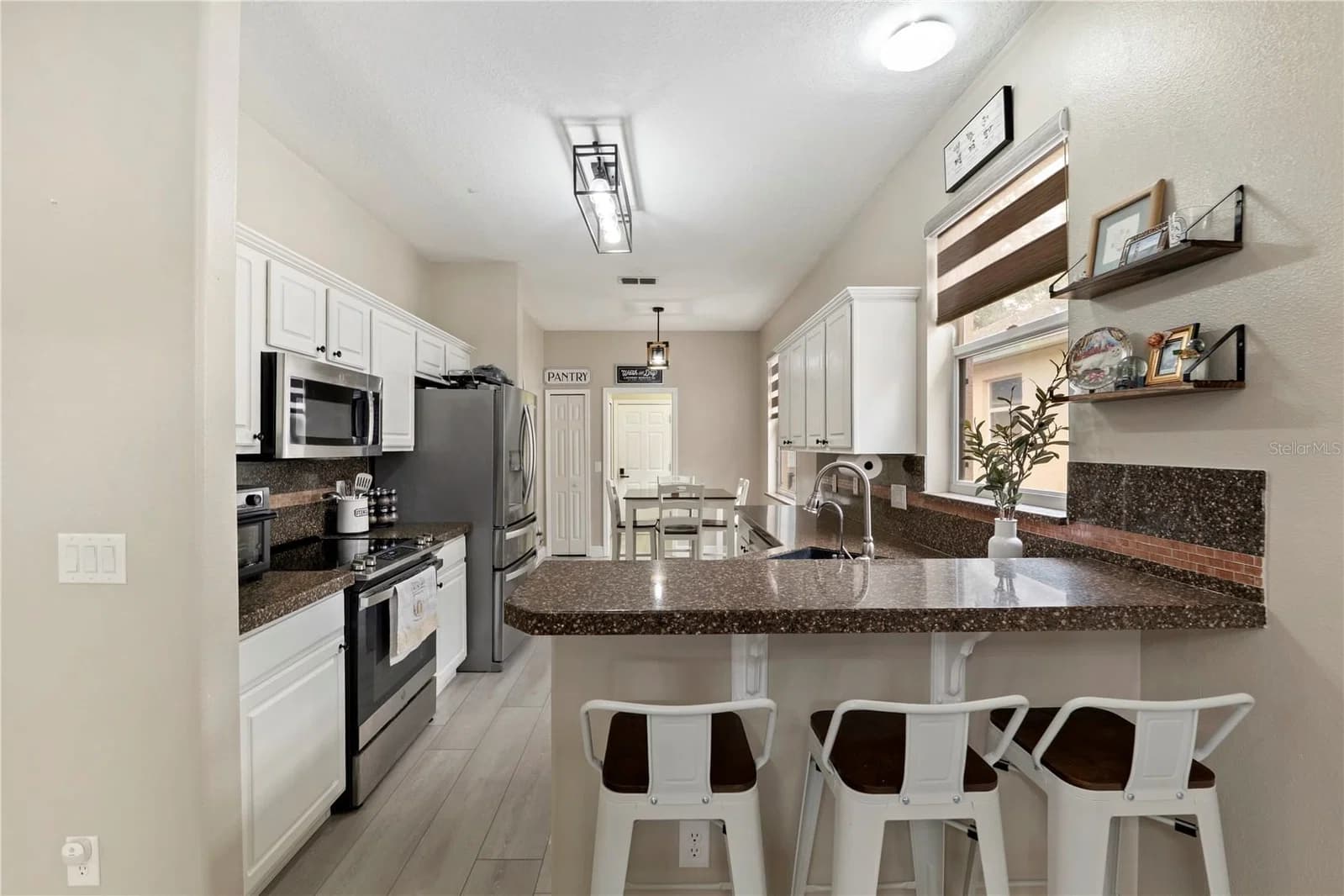 10227 ANDOVER POINT Circle, Orlando, FL 32825 2