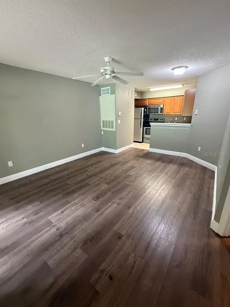2210 YANKEE Place #316, Orlando, FL 32839 3