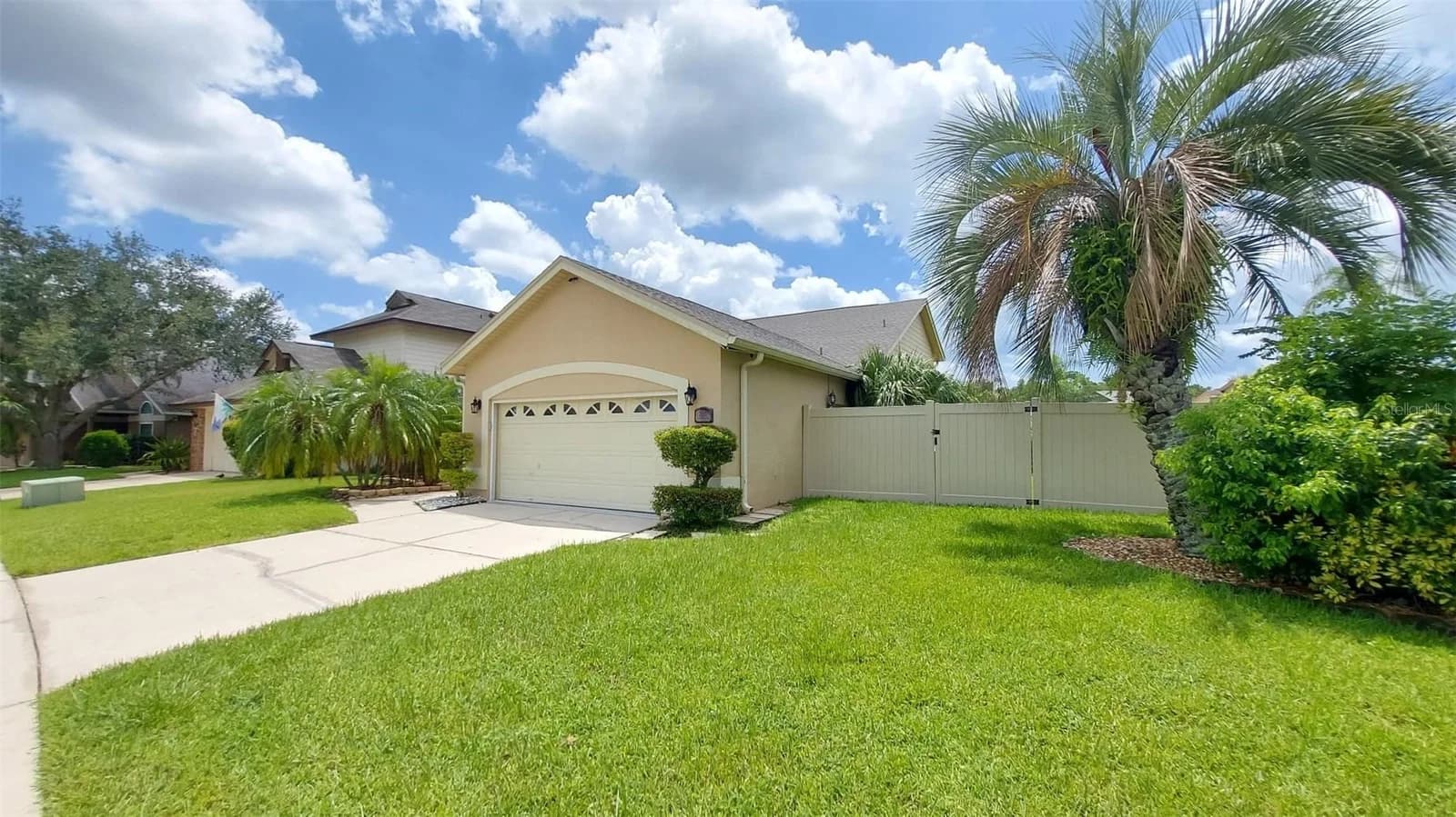 2250 STONEMILL Drive, Orlando, FL 32837 3