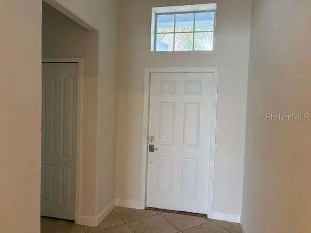 1574 THETFORD CIRCLE Circle 4