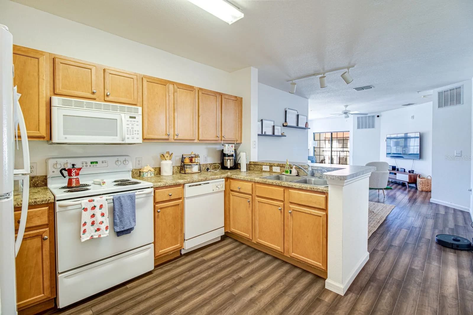 5550 MICHIGAN Street #2306, Orlando, FL 32822 3