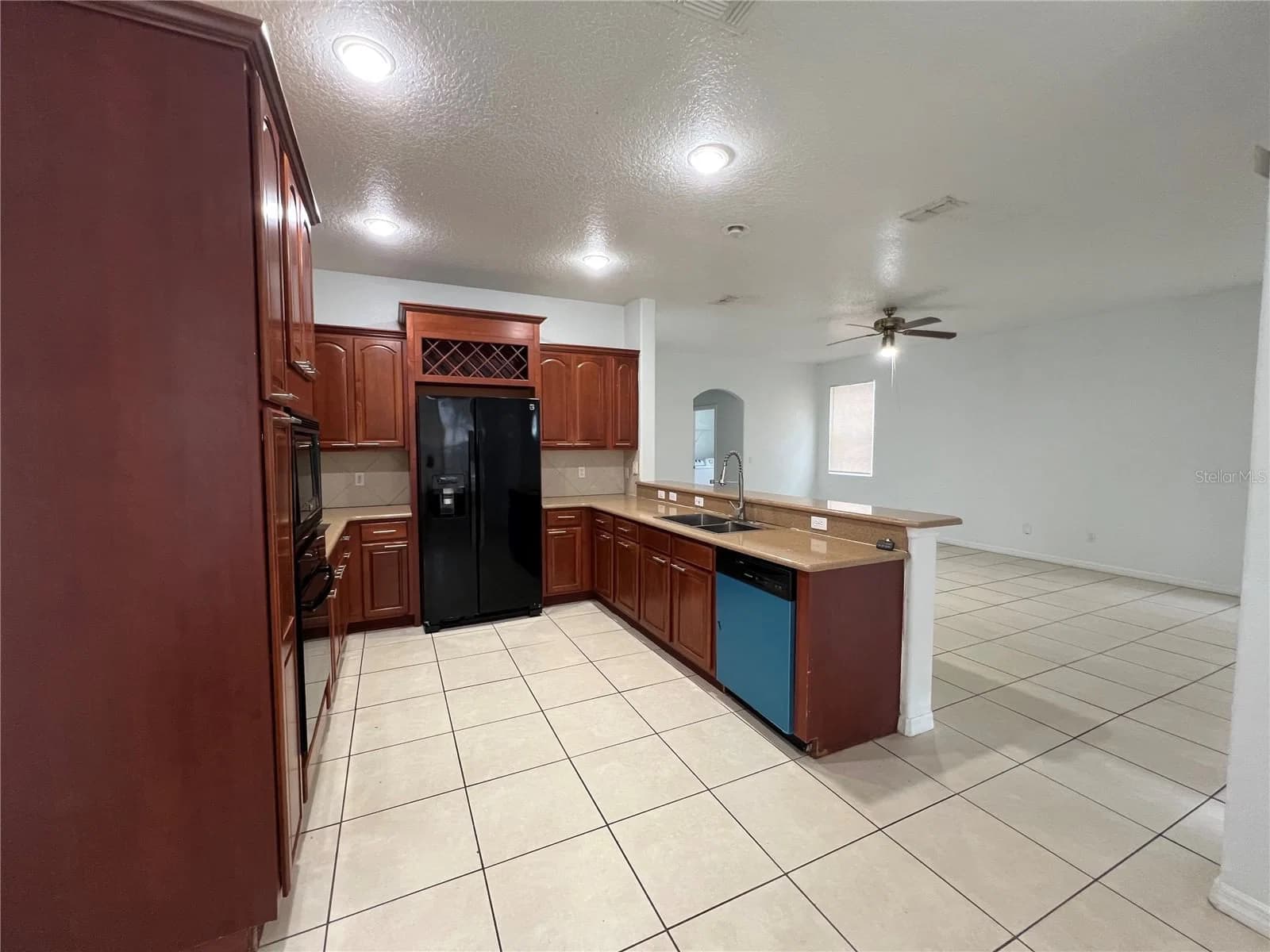 1851 SAND ARBOR Circle, Orlando, FL 32824 3
