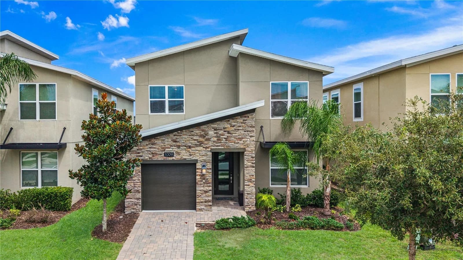 1009 LEADER, Davenport, FL 33896