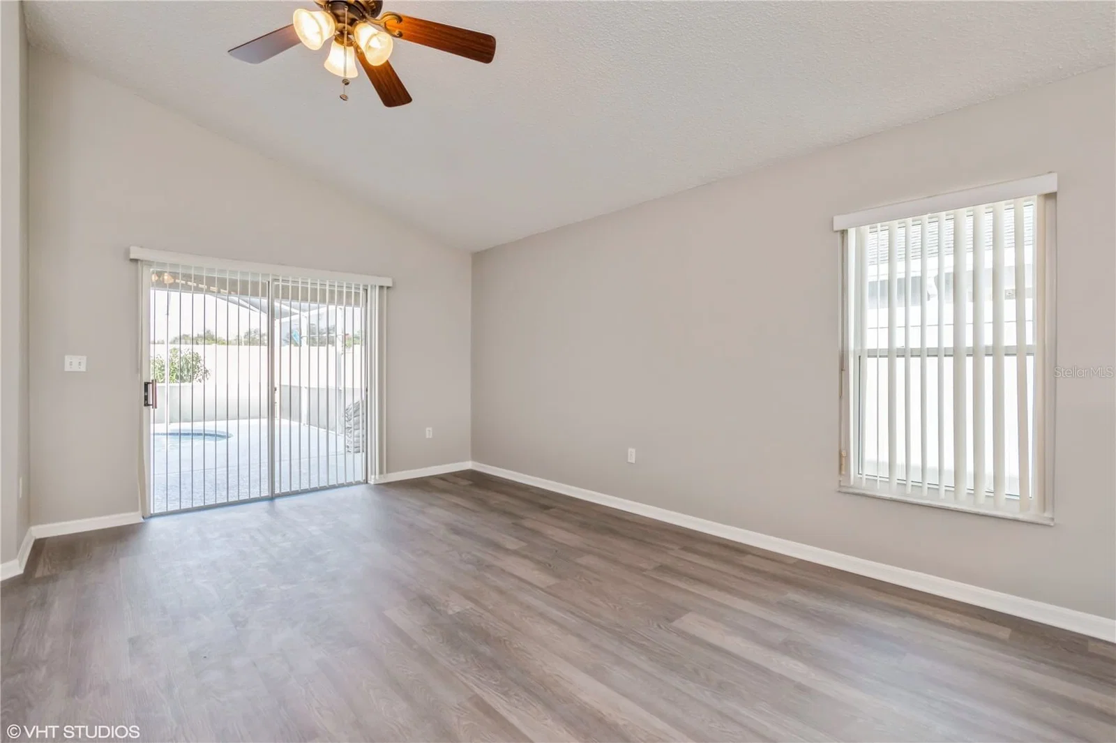 317 MAJESTY Drive 4