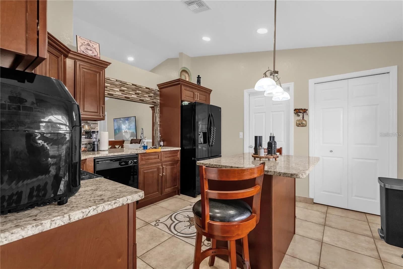 1366 MERRIMACK 5