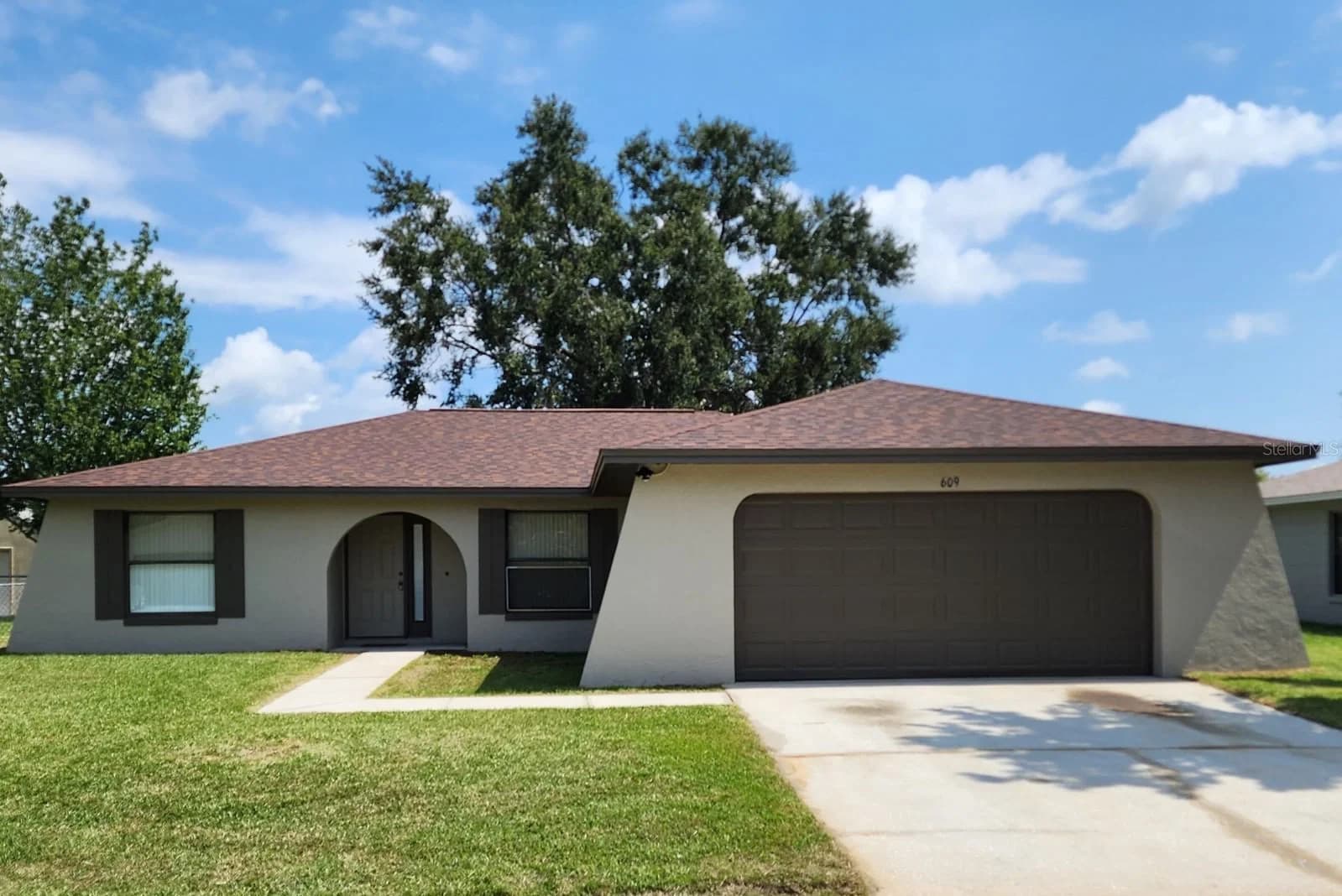 609 ESTRADA Lane, Kissimmee, FL 34758