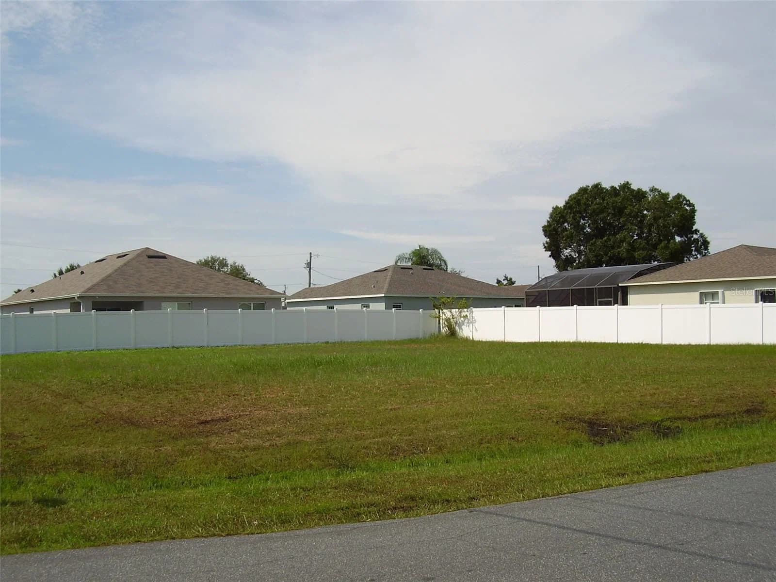 800 CARROUSEL, Kissimmee, FL 34759 2