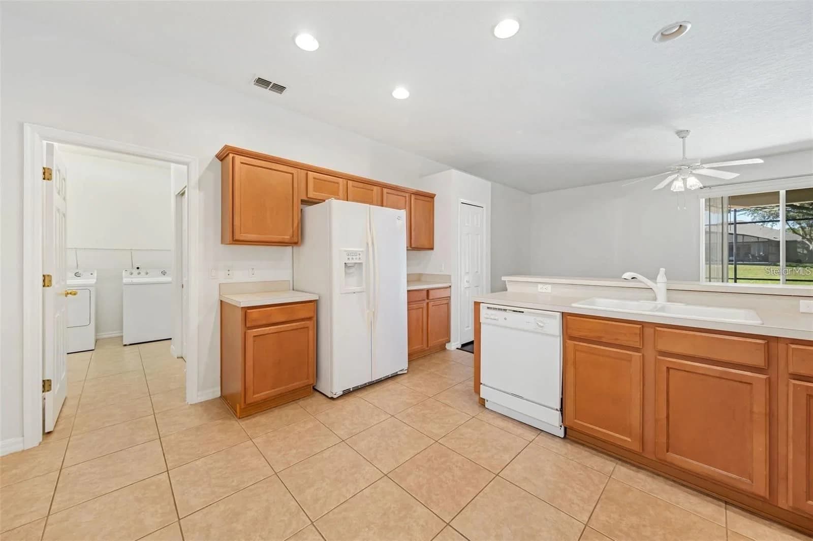 9651 OLD MARSH Court, Orlando, FL 32832 2