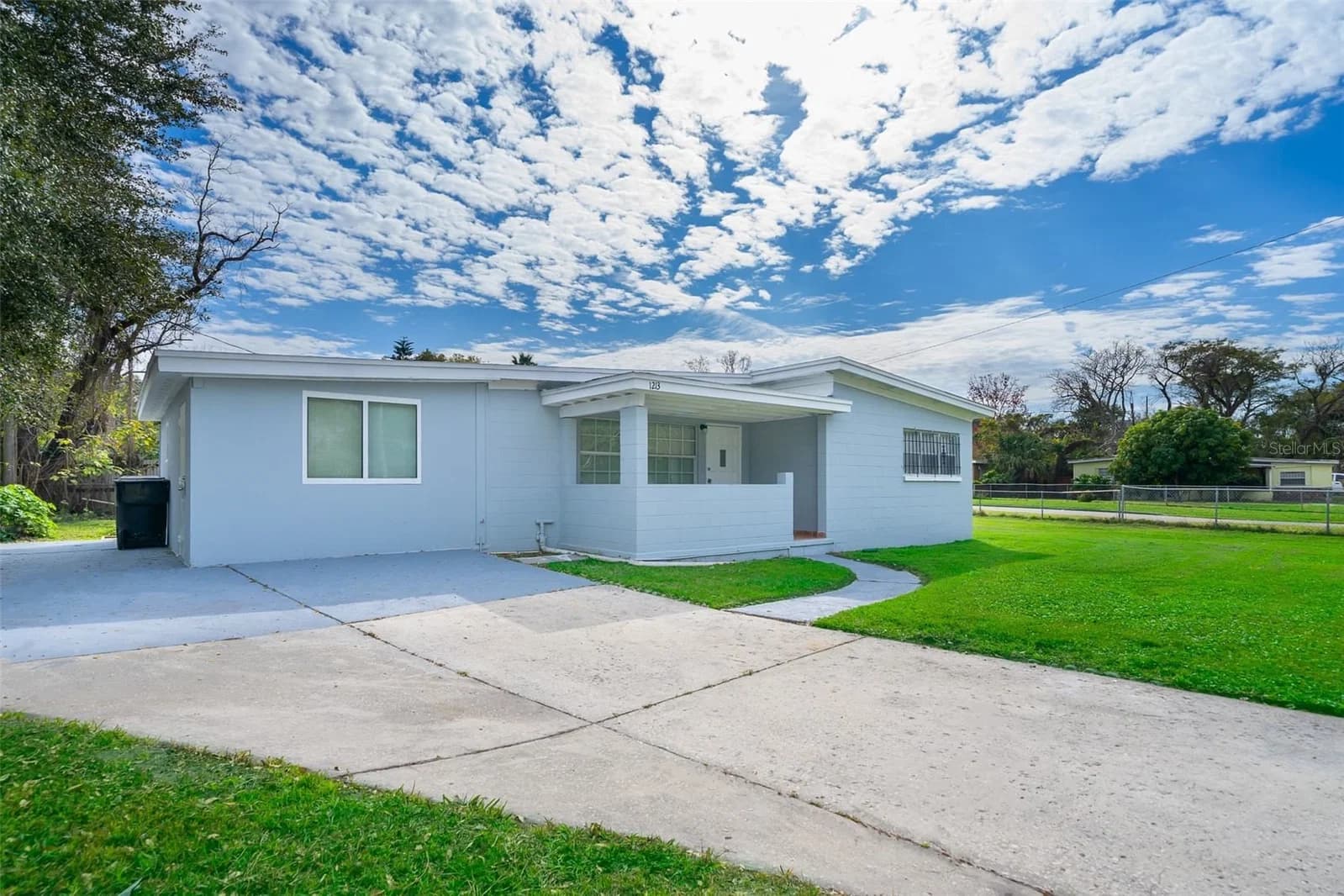 1213 LAWNE, Orlando, FL 32808