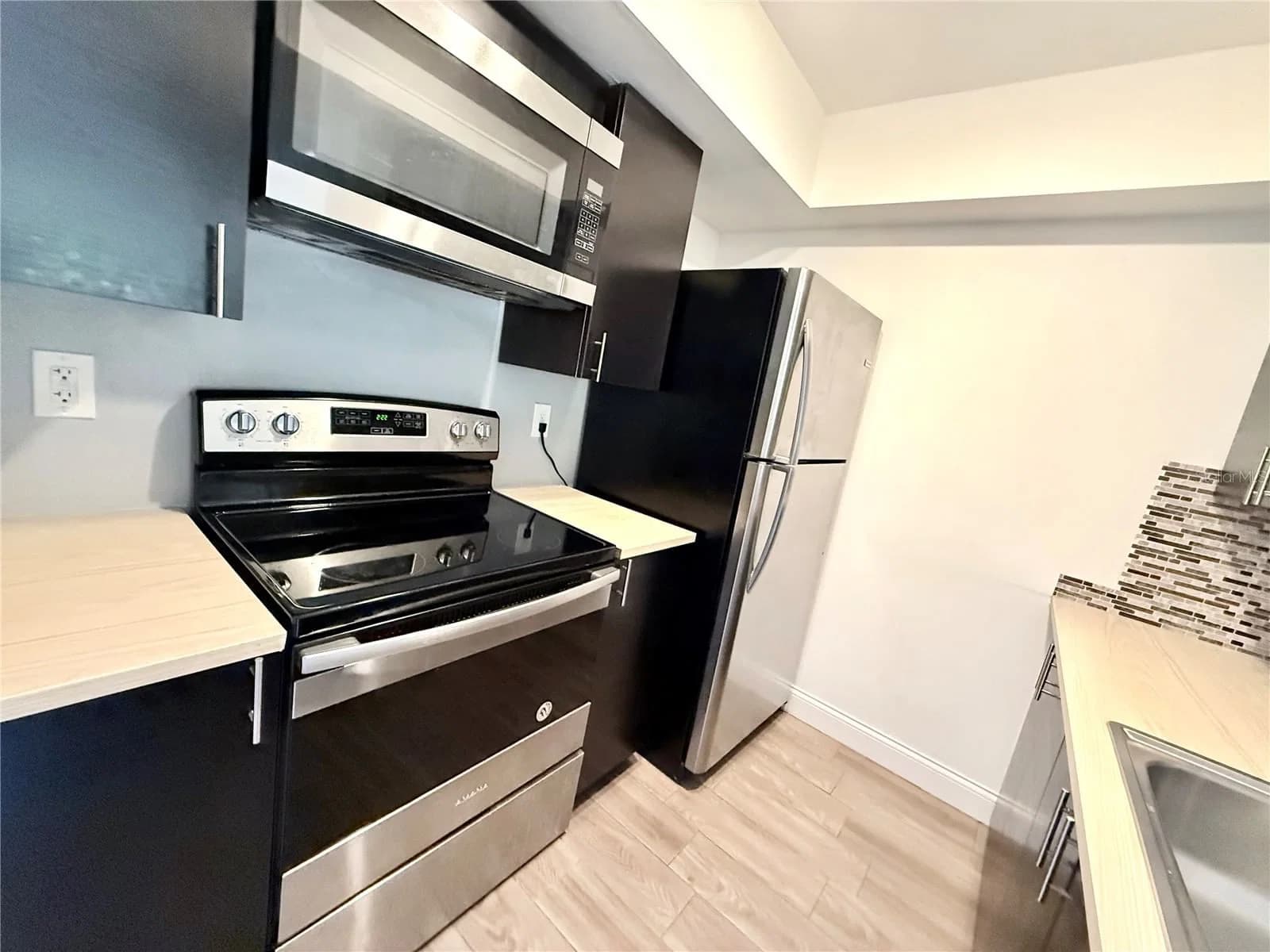 5111 EAGLESMERE 5