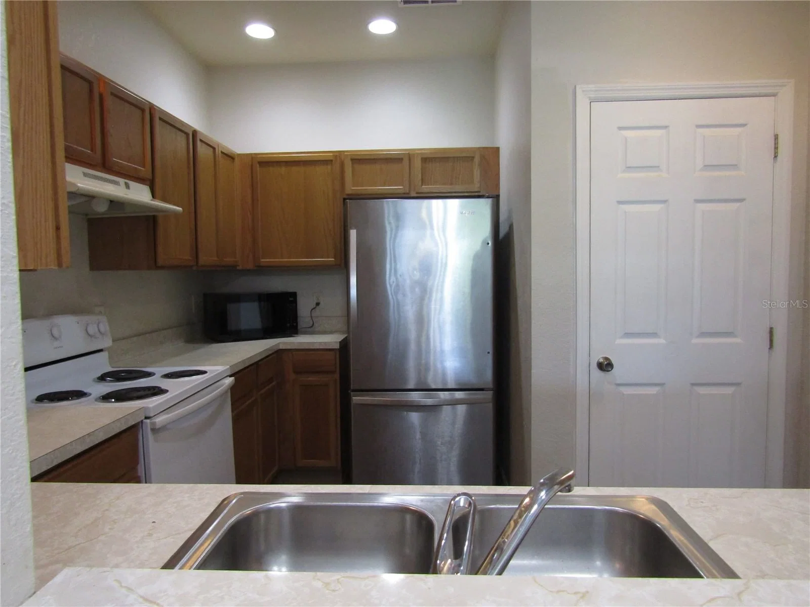 3108 WENTWORTH 2