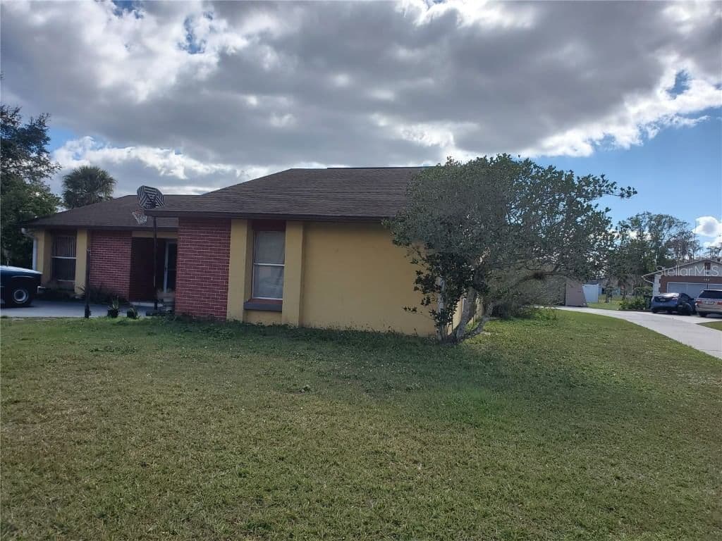 706 MIDIRON, Poinciana, FL 34759