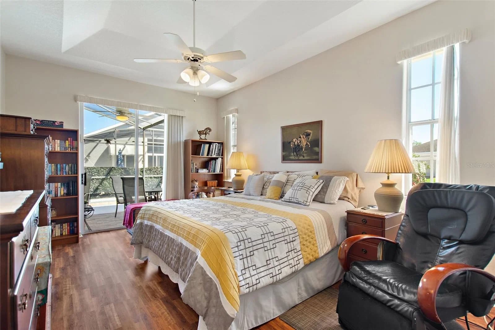 100 MOSS LN 5