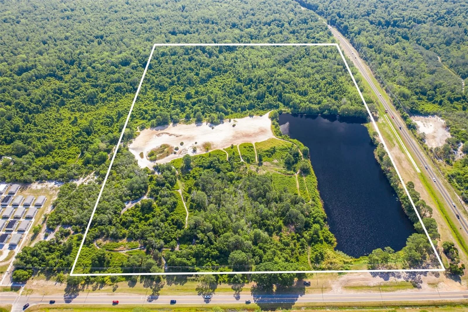 LAUREL Avenue 4