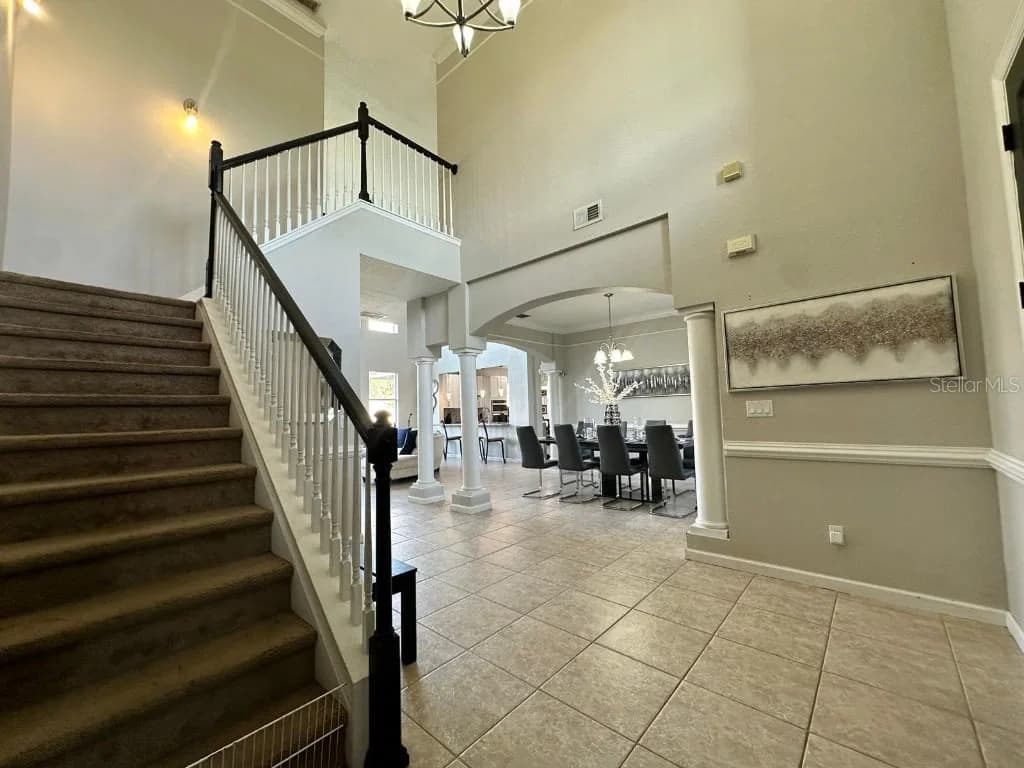 2321 HINSDALE Drive 4