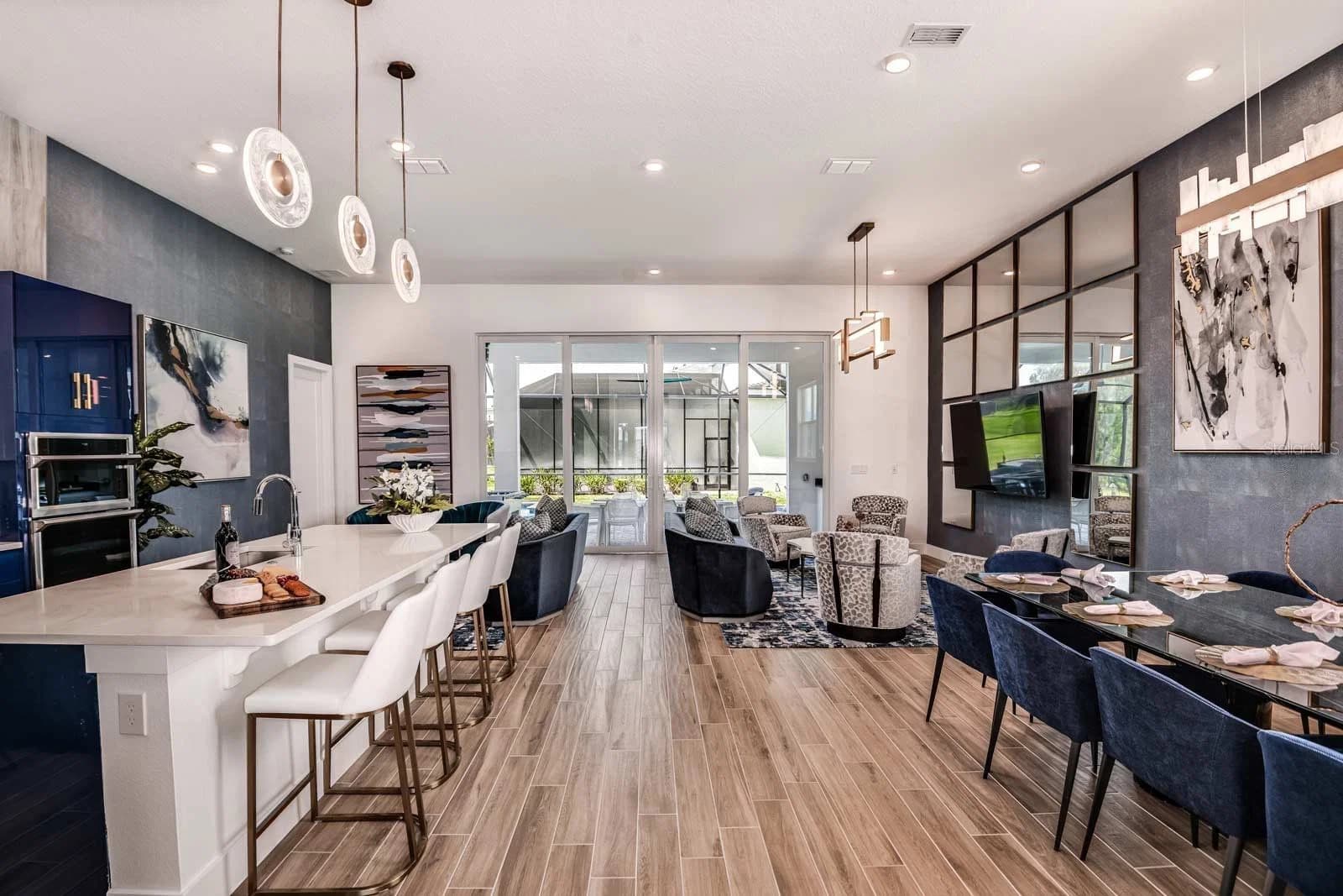 2133 PINE OAK 3