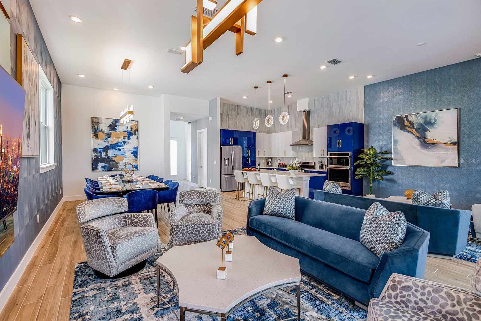 2133 PINE OAK 4