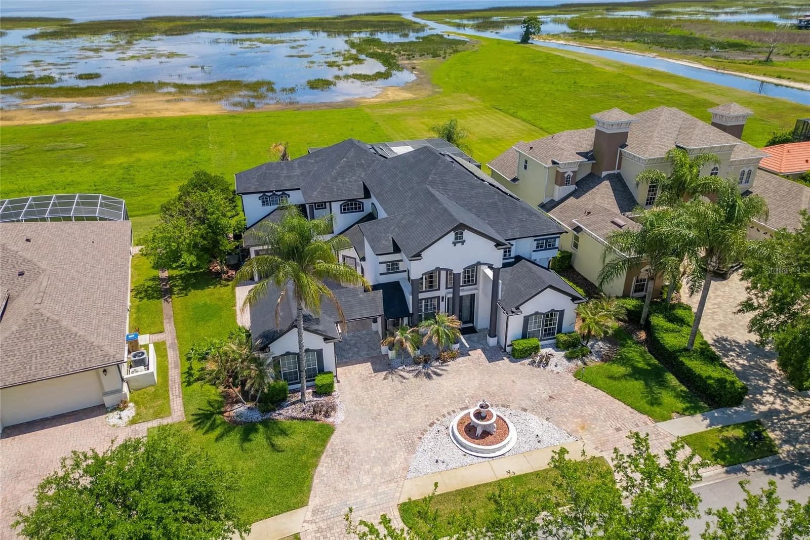 1407 WATER LILLY Lane 4