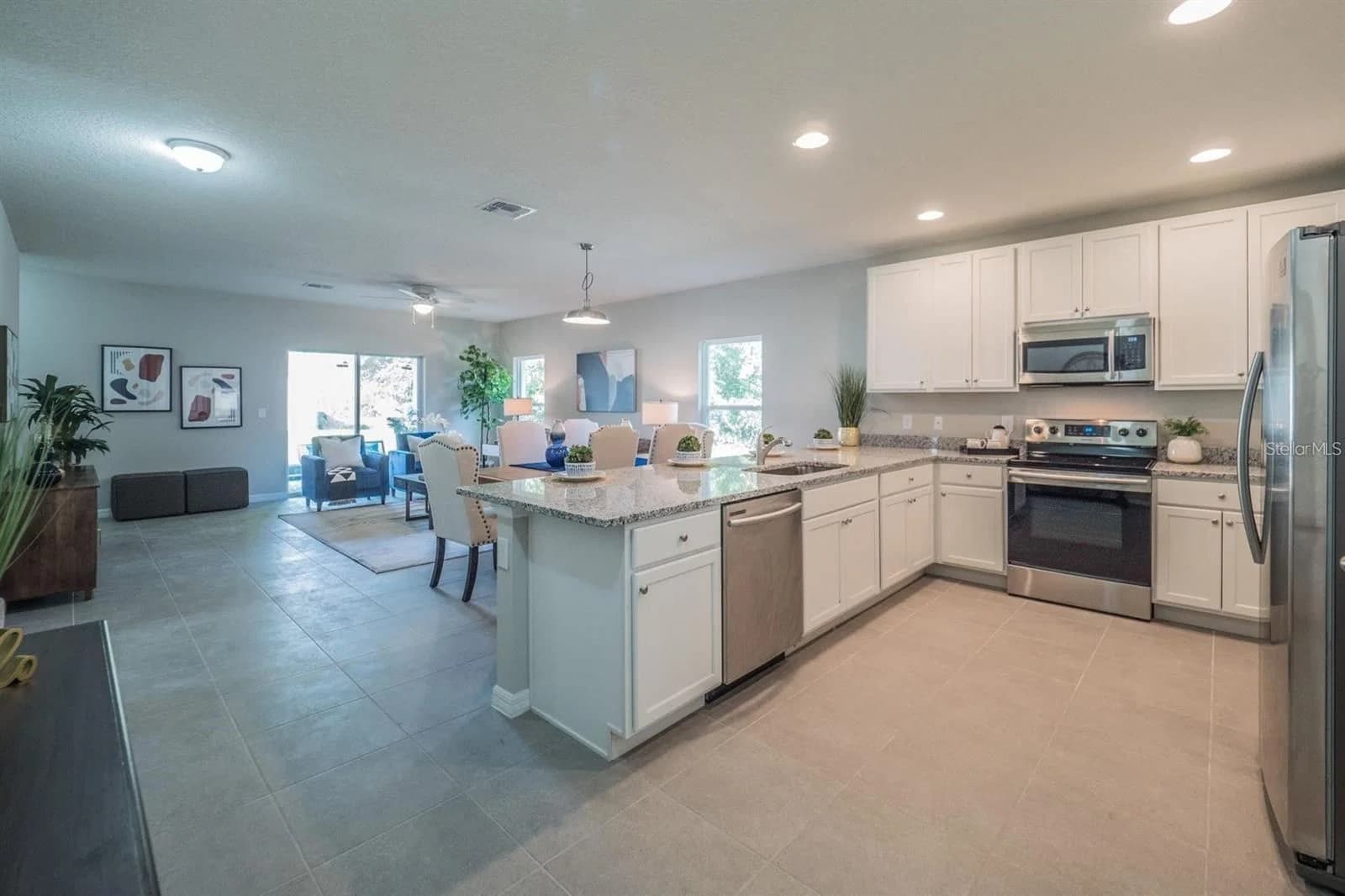 248 CHESHIRE Court, Kissimmee, FL 34758 2
