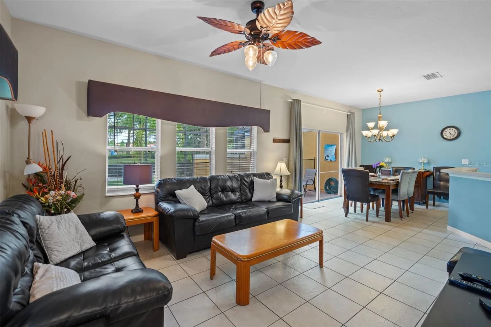 3015 YELLOW LANTANA Lane 5