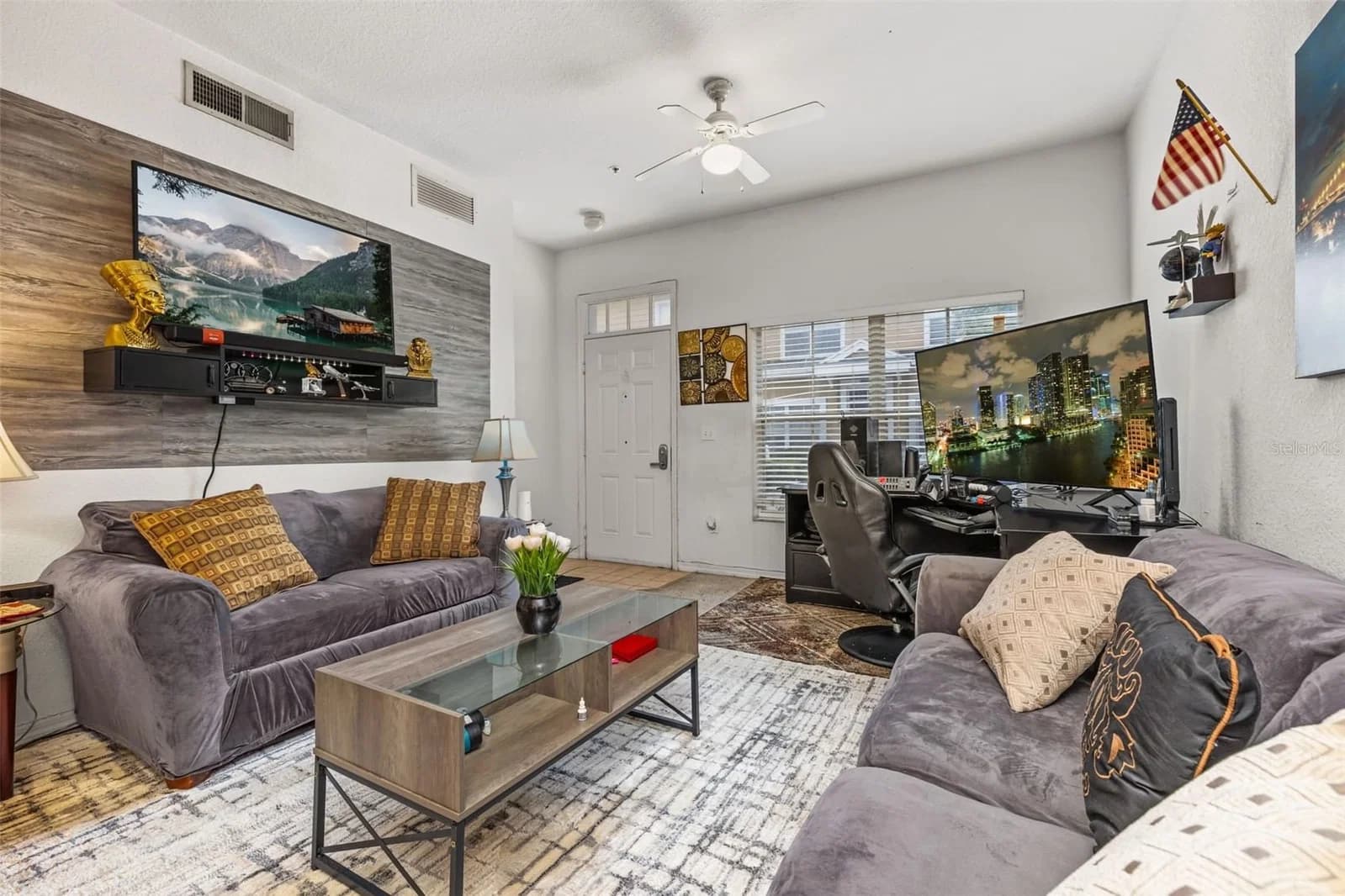 2620 LODI Circle #103 5