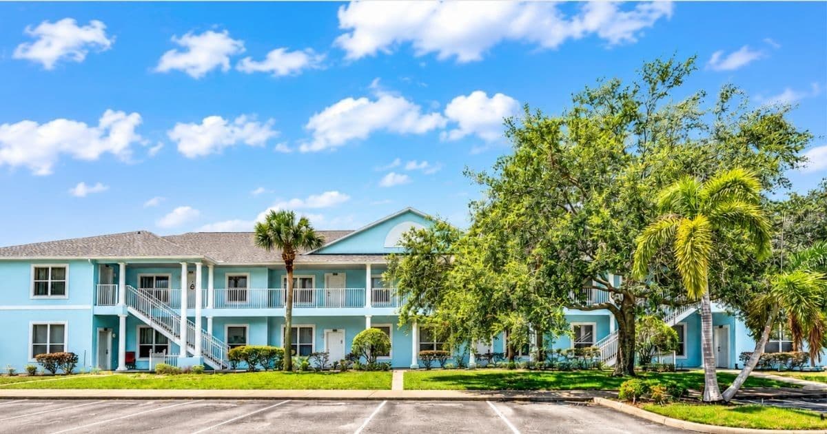 3111 SUN LAKE Court #B, Kissimmee, FL 34747 2