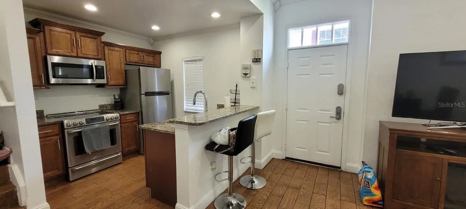 4004 SANTA MARIA Drive #101 4
