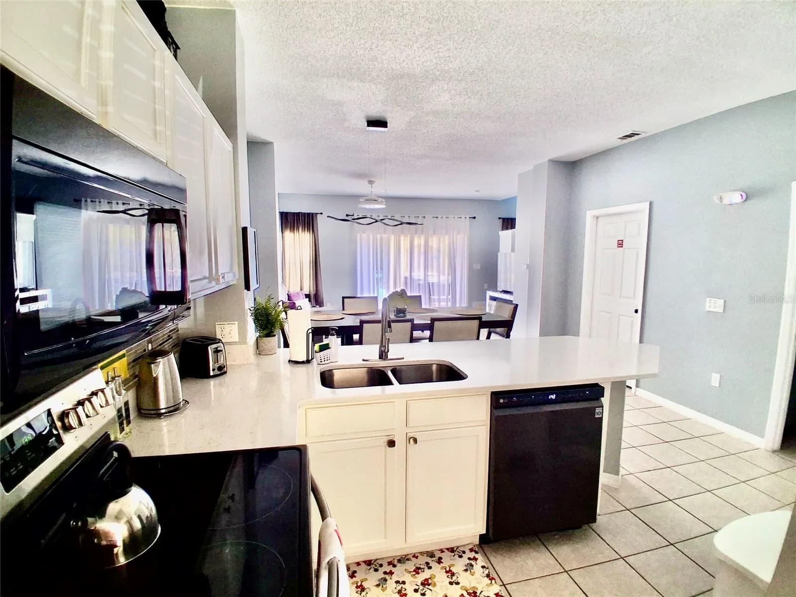 157 POMPANO BEACH 4