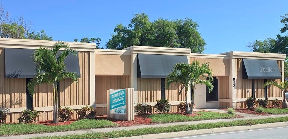 917 EMMETT, Kissimmee, FL 34741 2