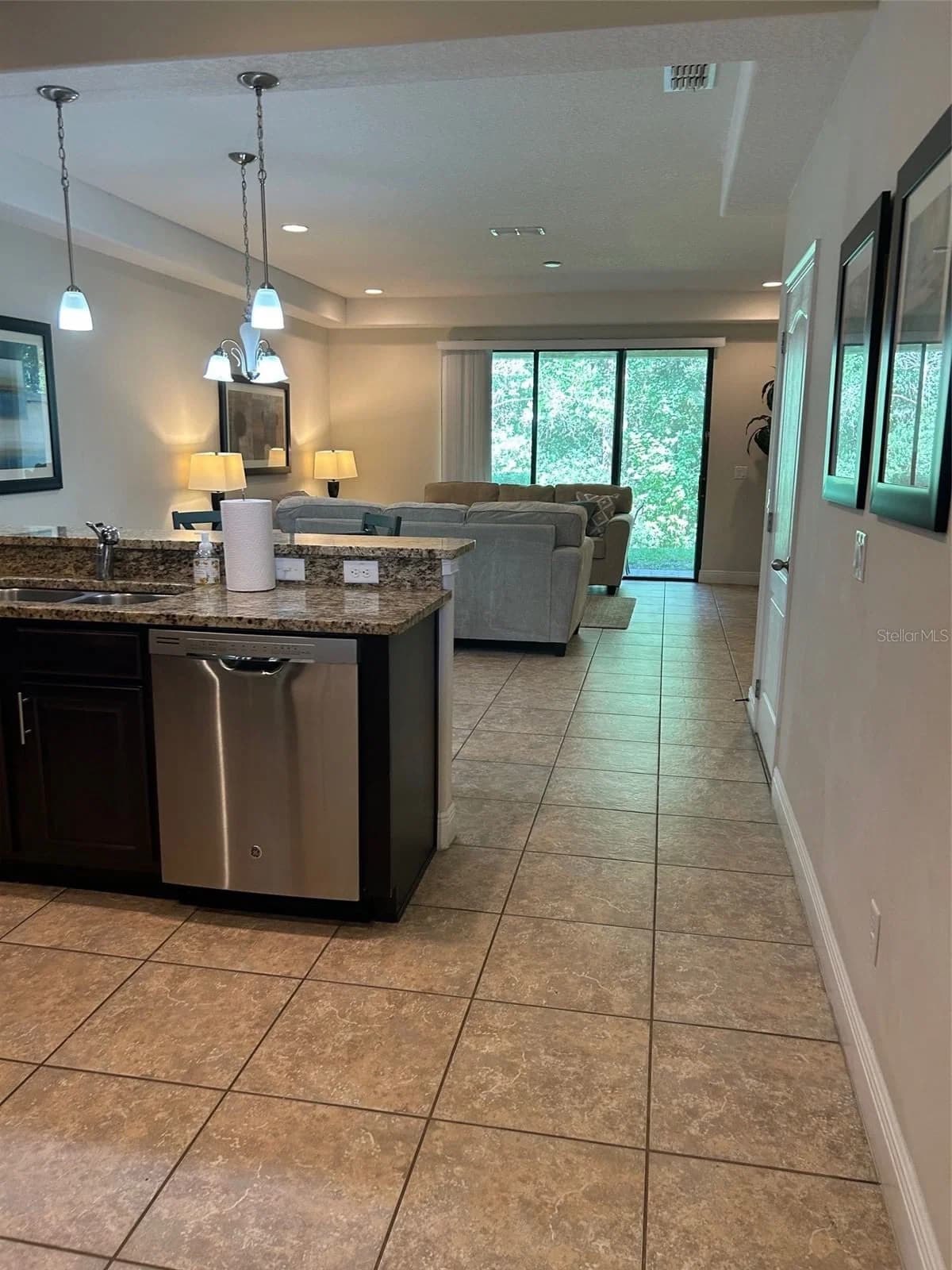 8135 ROSEVILLE 4