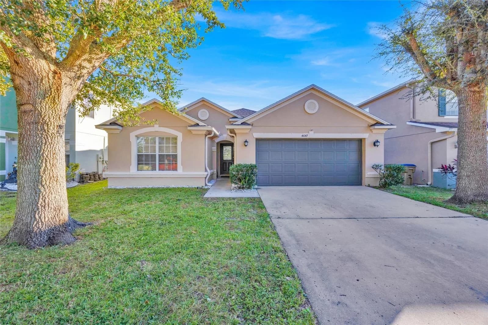4647 CAVERNS, Kissimmee, FL 34758