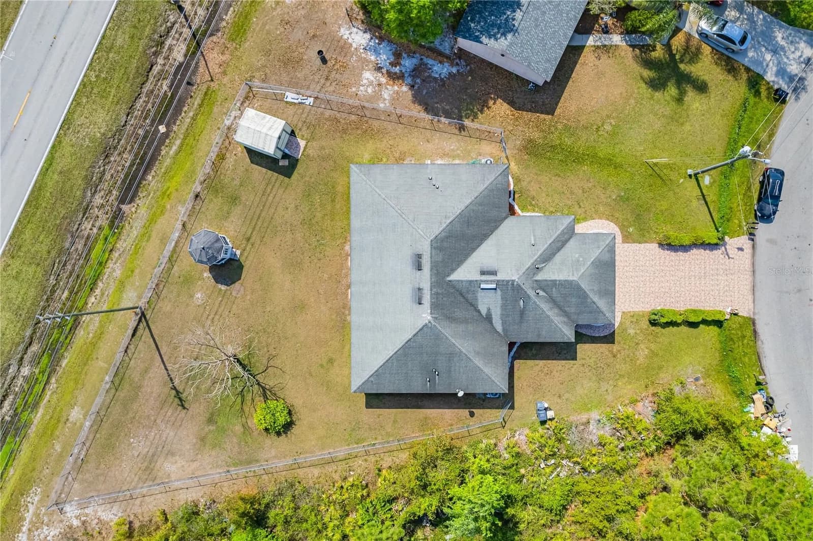 746-748 MINK CT 4