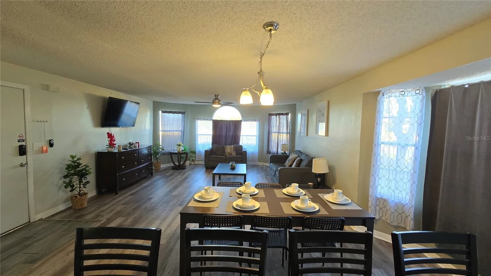 2729 POINCIANA 5