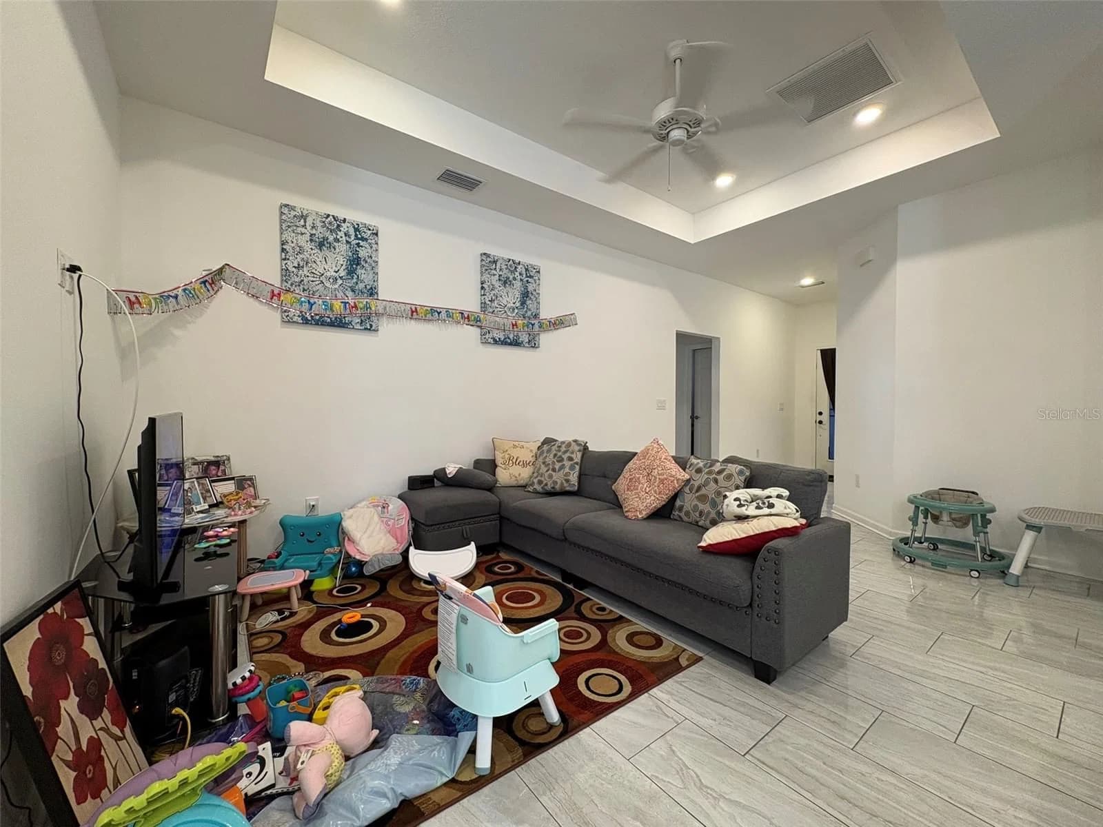22 DEACON JONES Boulevard 5