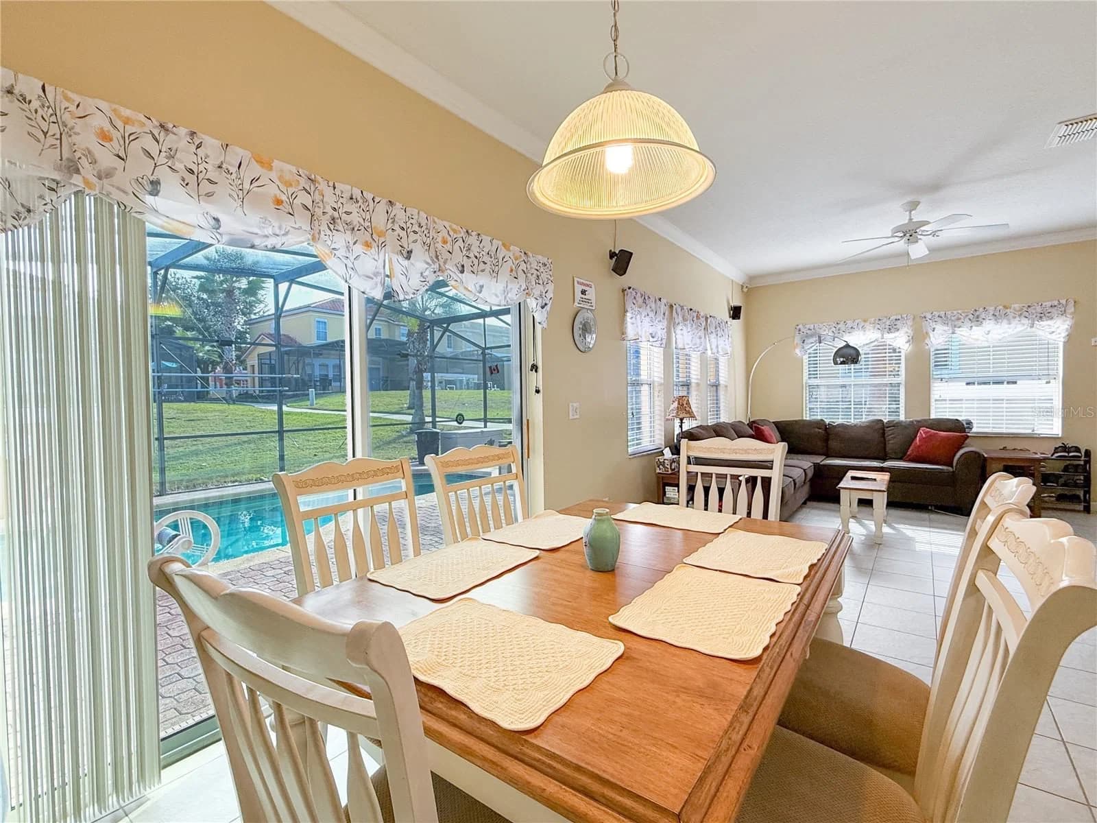 8535 BAY LILLY 4