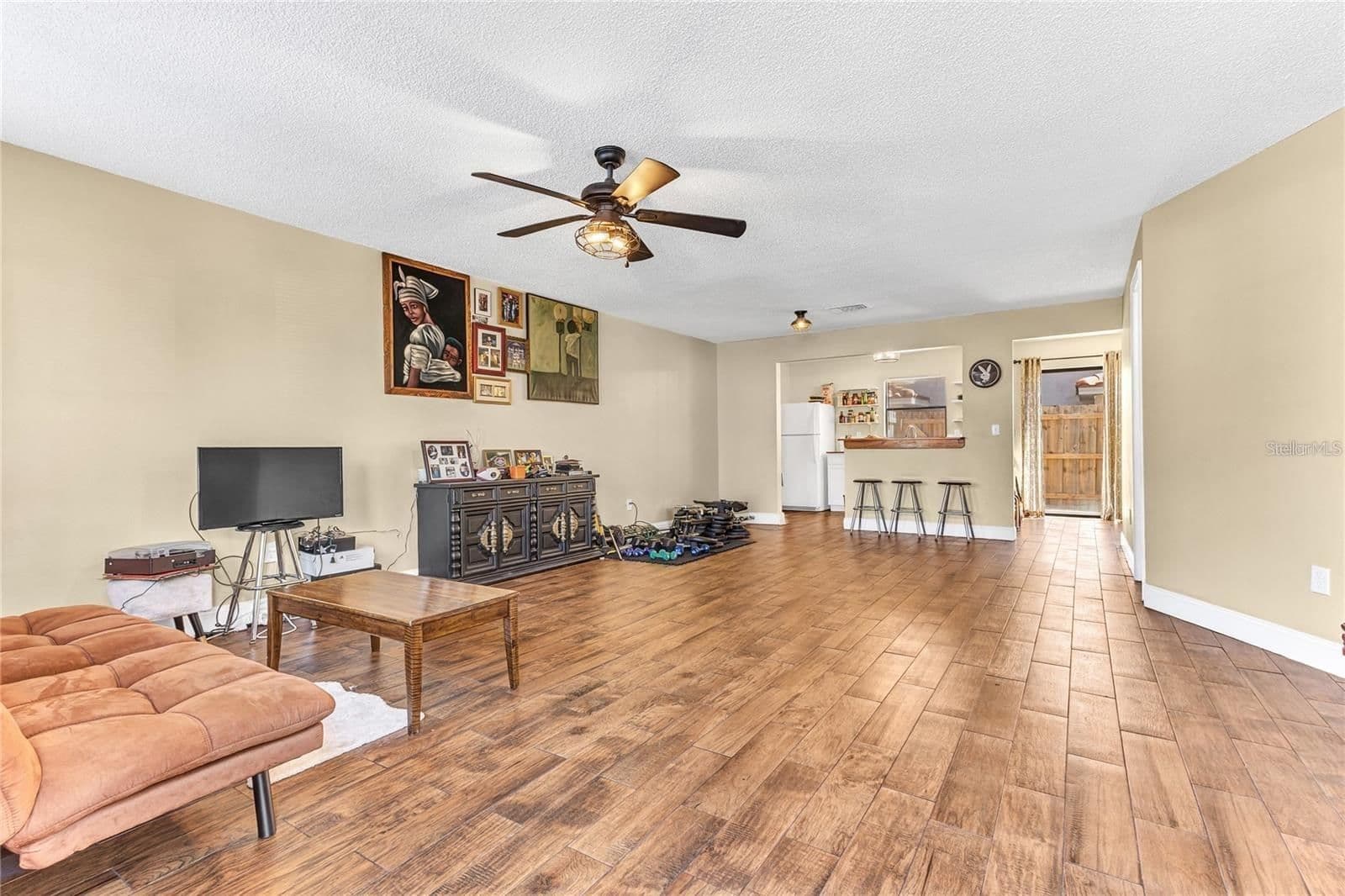 1631 LITTLE FALLS Circle #92 4