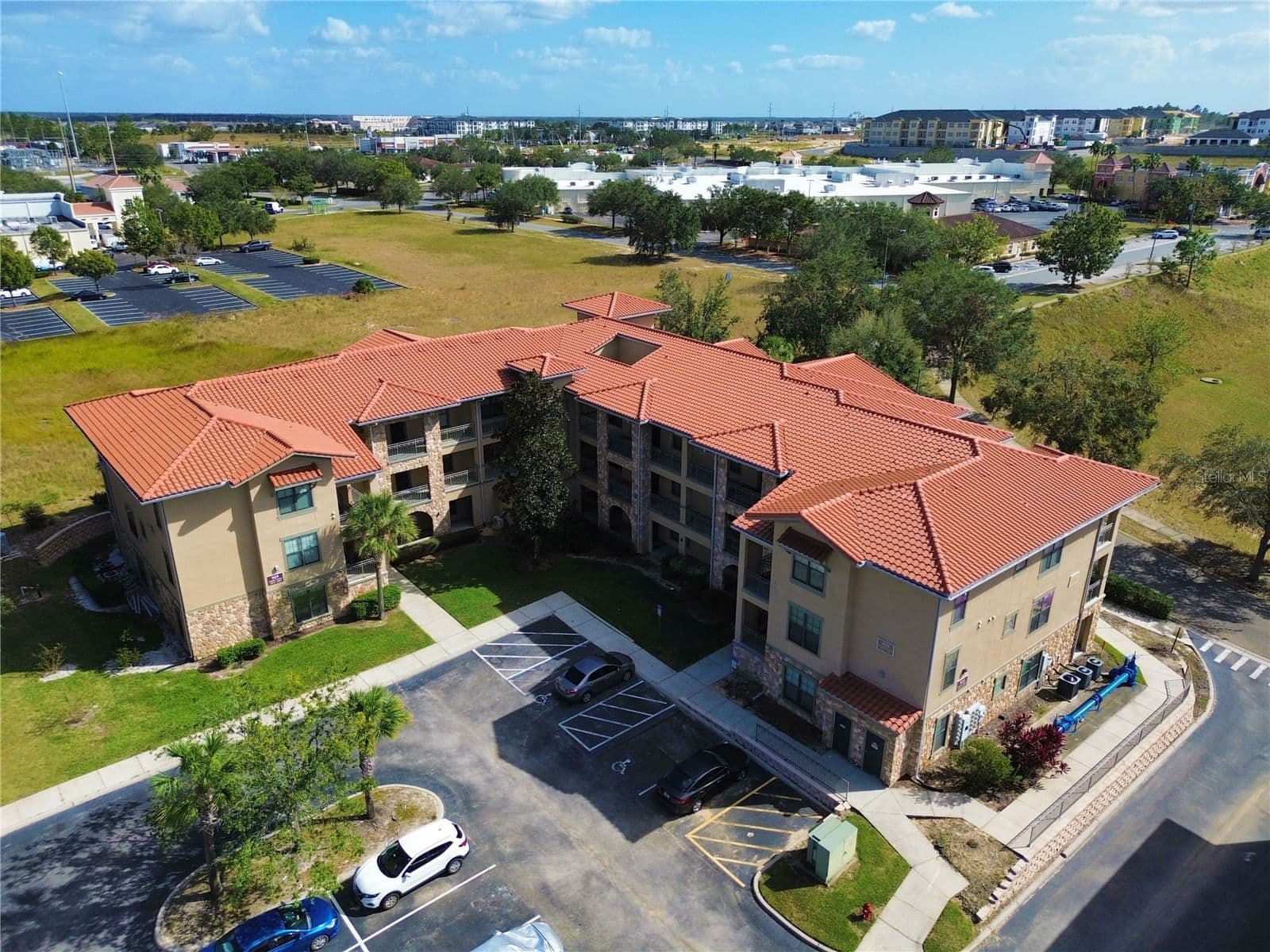 909 CHARO, Davenport, FL 33897